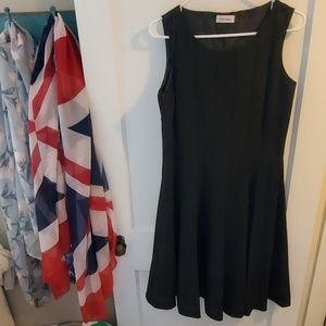 Simple and stunning black dress